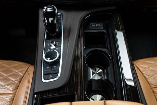 Used 2021 Cadillac Escalade ESV Premium Luxury image 21