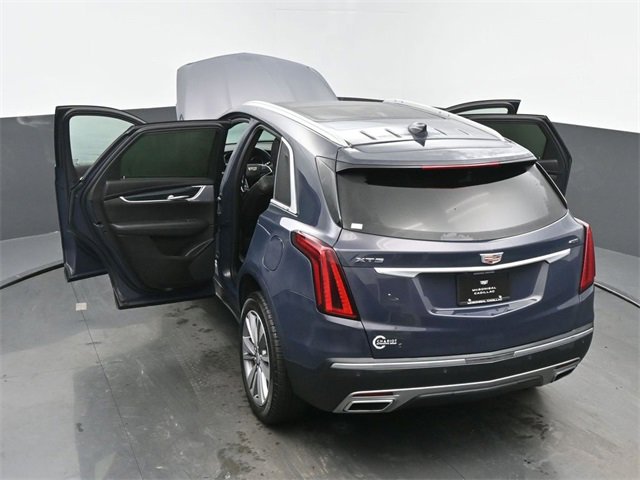 Certified 2025 Cadillac XT5 Premium Luxury image 64