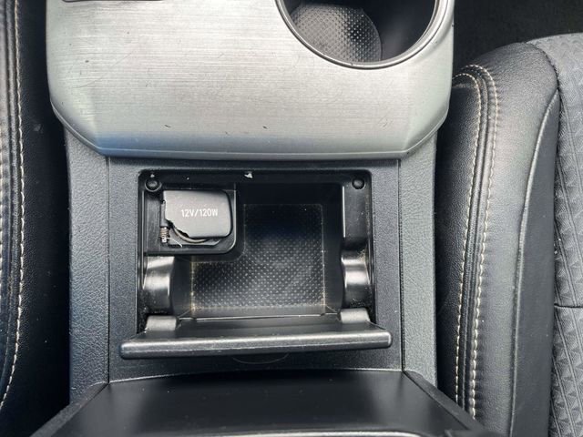 Used 2013 Toyota Camry SE FWD image 19