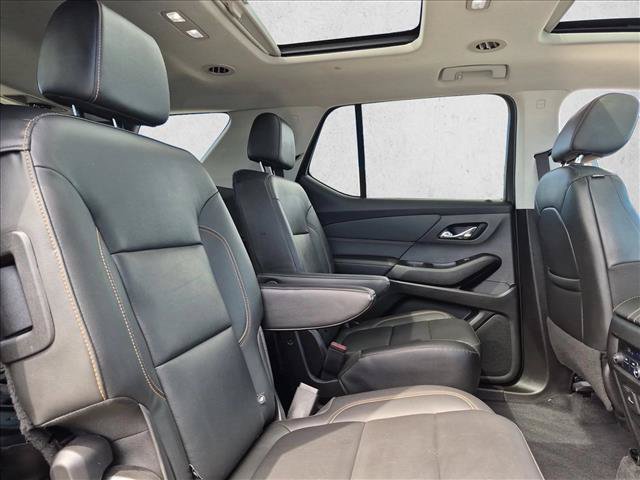 Used 2020 Chevrolet Traverse RS w/ LPO, 'HIT The Road' Package AWD/4WD image 22