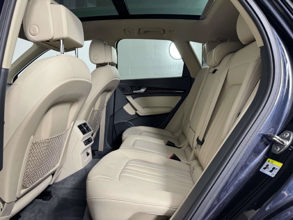 Used 2019 Audi Q5 2.0T Premium Plus AWD/4WD image 32