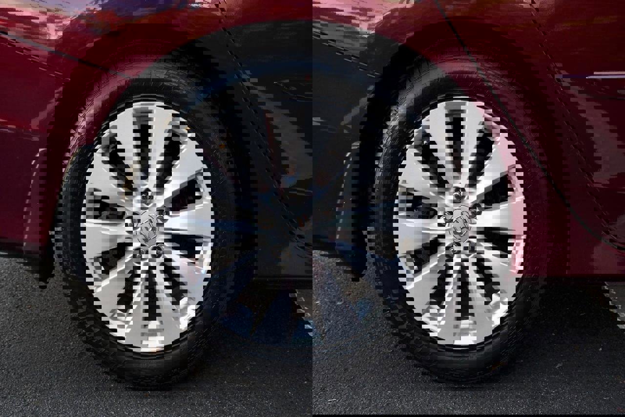 Used 2014 Honda Accord EX-L image 19