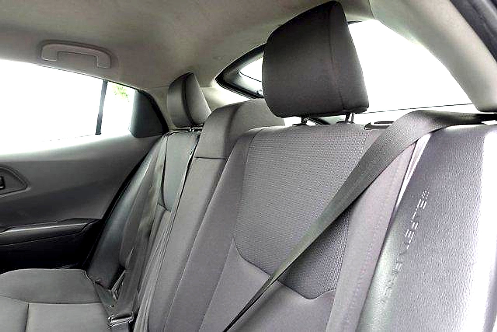 Used 2024 Toyota Prius LE FWD image 23