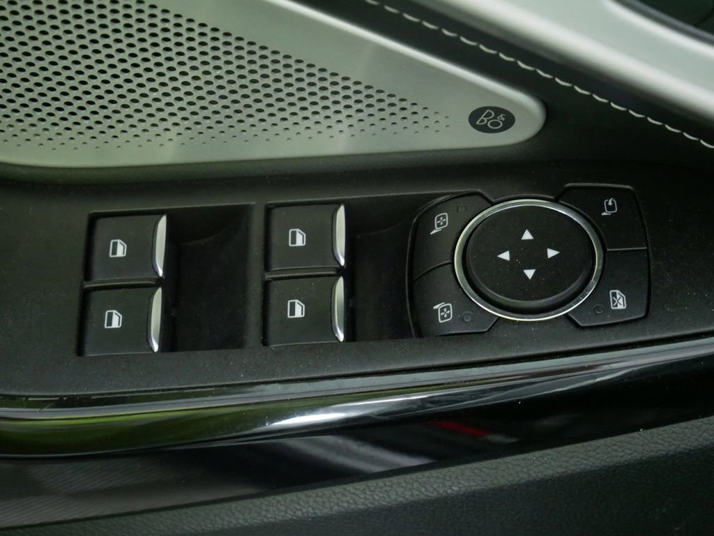 Used 2022 Ford Explorer ST w/ ST Street Pack image 21