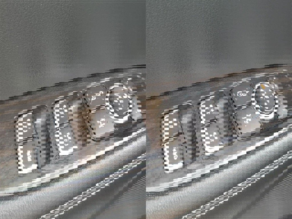 Used 2019 Kia Sorento LX w/ LX Convenience Package image 31