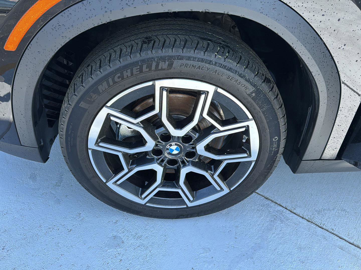 Used 2025 BMW X2 xDrive28i w/ Premium Package image 31