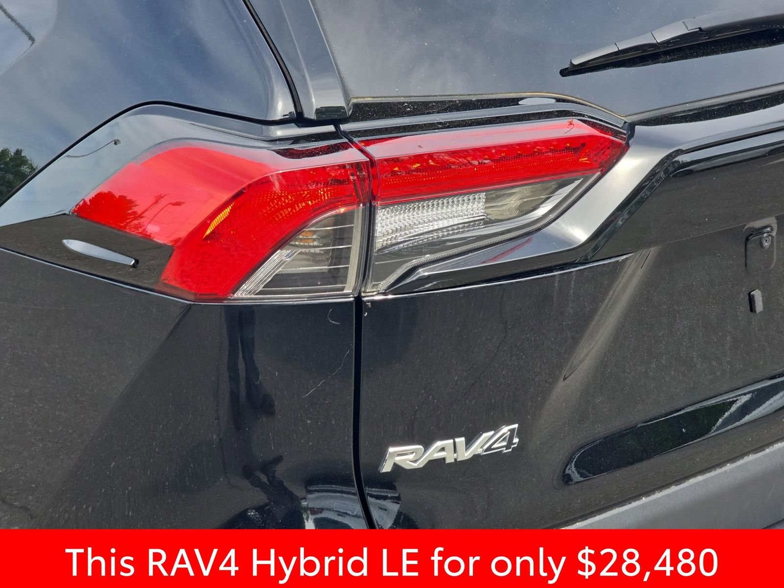 Used 2023 Toyota RAV4 LE image 40