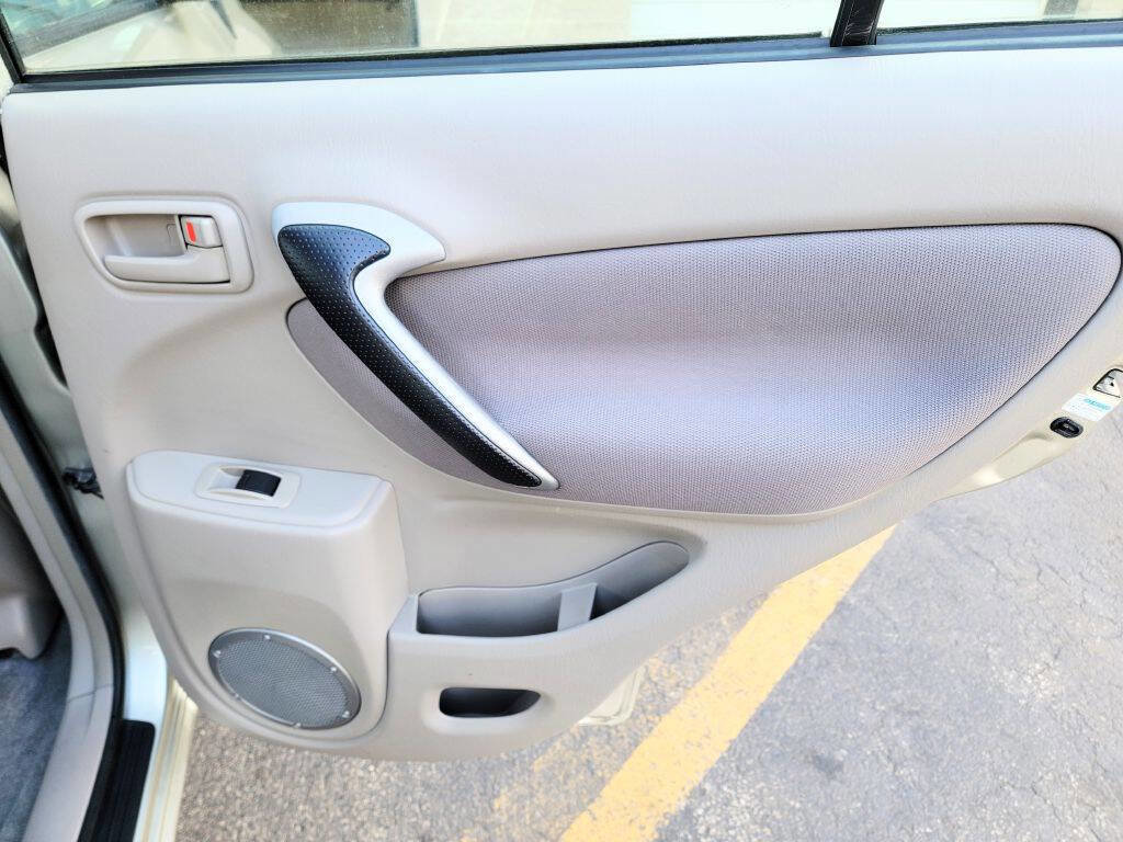 Used 2002 Toyota RAV4 2WD image 22