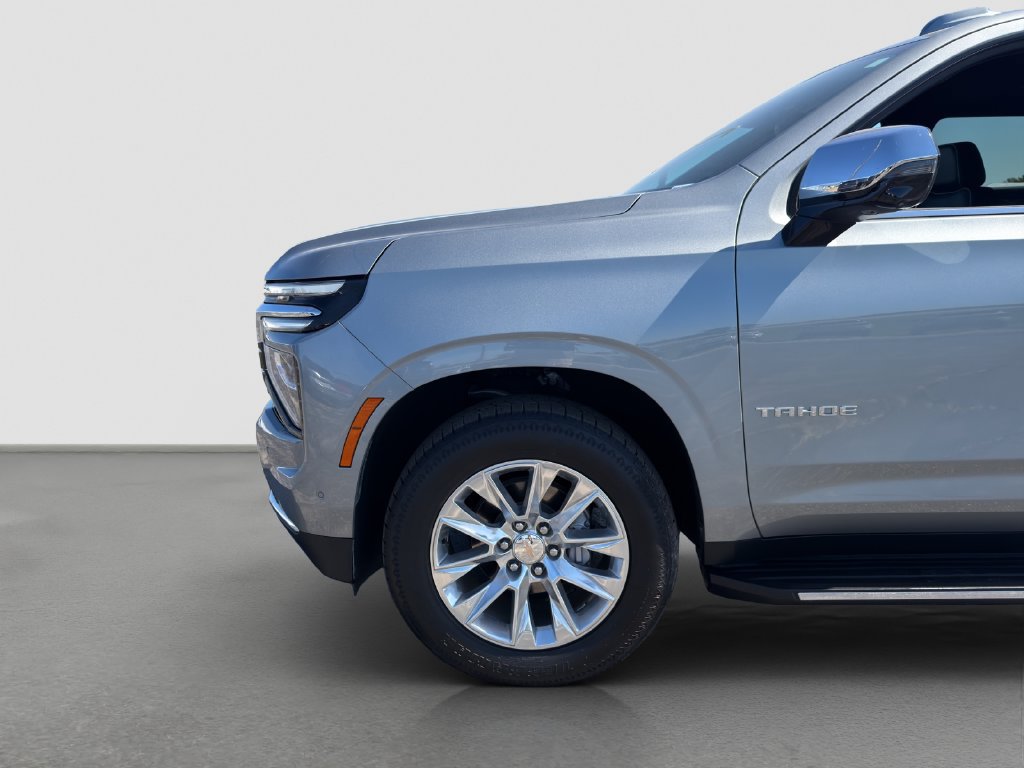 Used 2025 Chevrolet Tahoe Premier AWD/4WD image 22