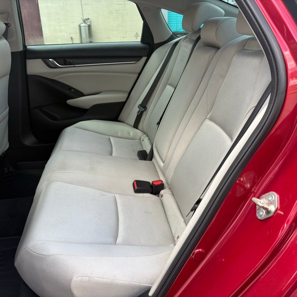 Used 2019 Honda Accord Hybrid image 11