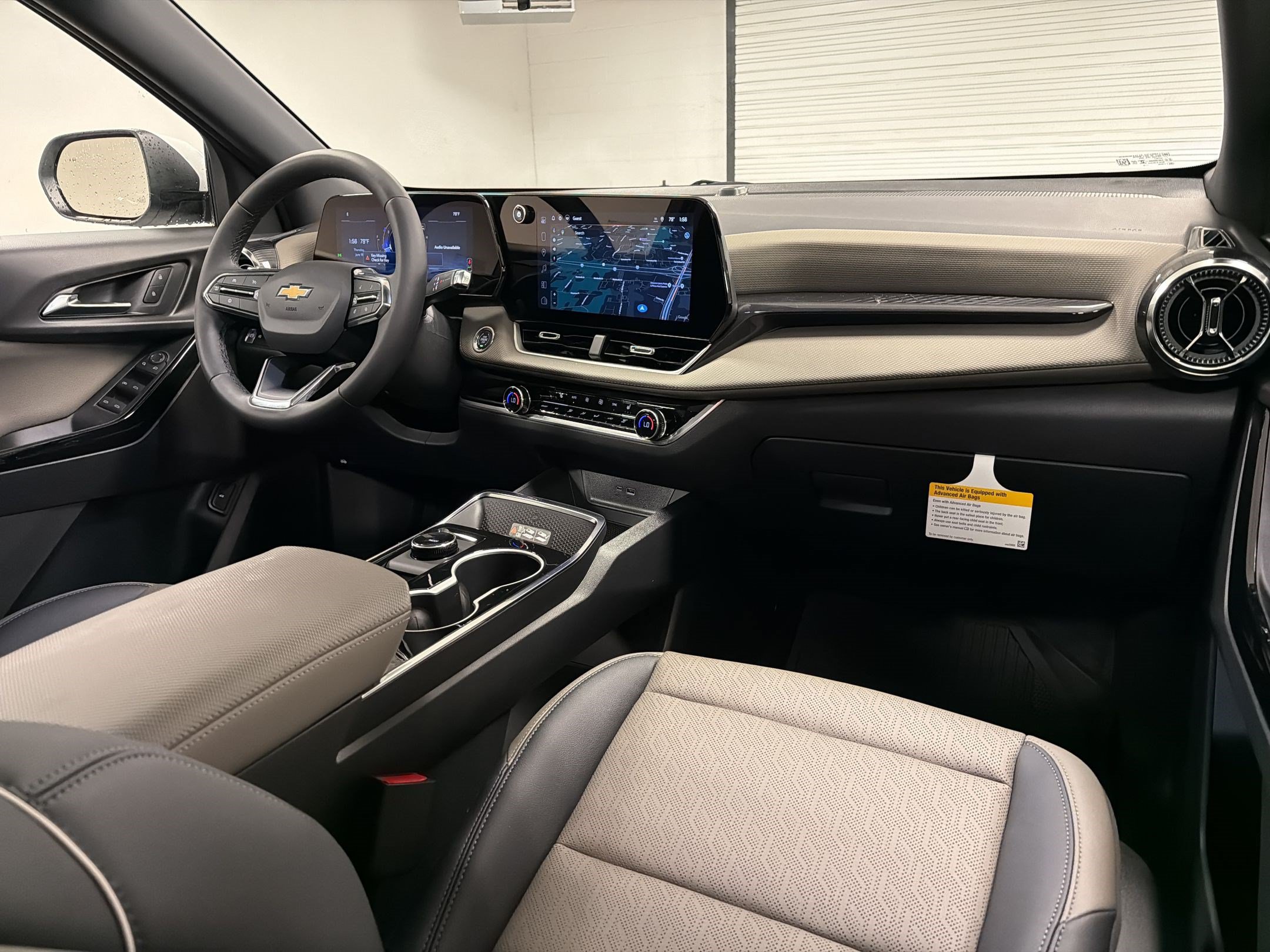 New 2026 Chevrolet Equinox LT w/ Convenience Package II FWD image 29