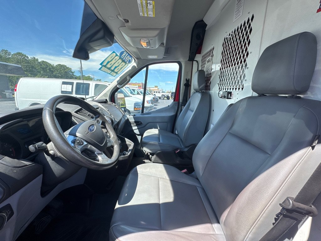 Used 2018 Ford Transit 250 130 Medium Roof RWD image 12