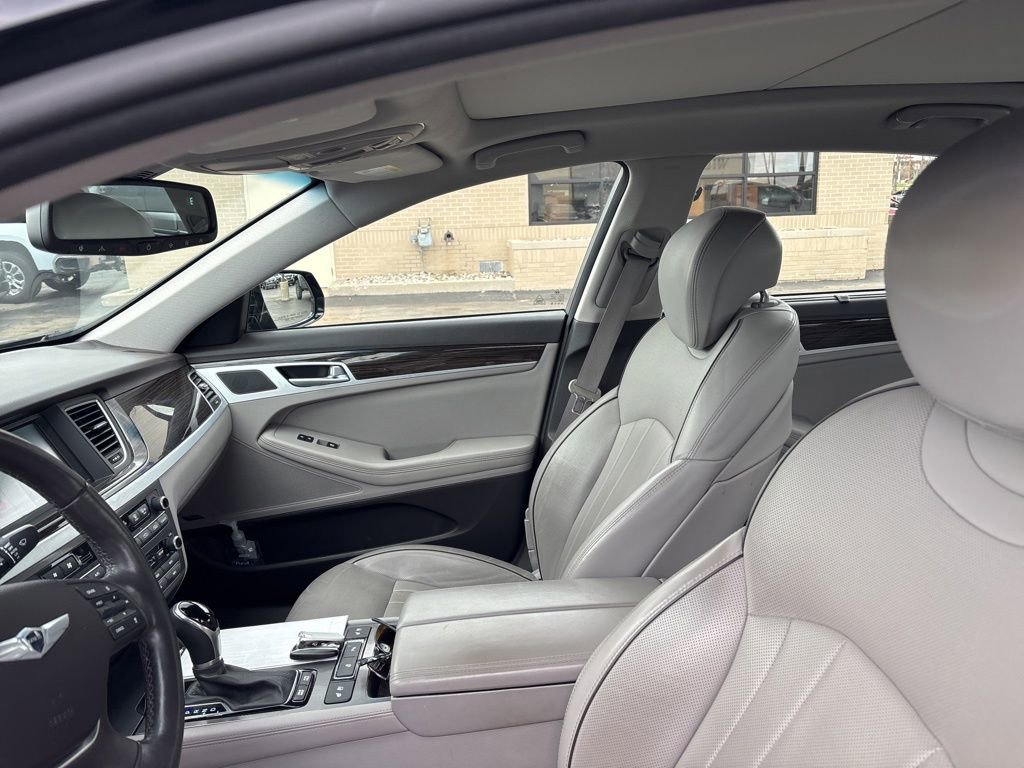 Used 2015 Hyundai Genesis 3.8 w/ Option Group 03 AWD/4WD image 9