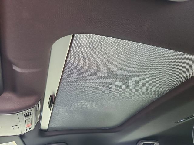 Used 2018 Volkswagen GTI SE w/ SE Leather Package image 18