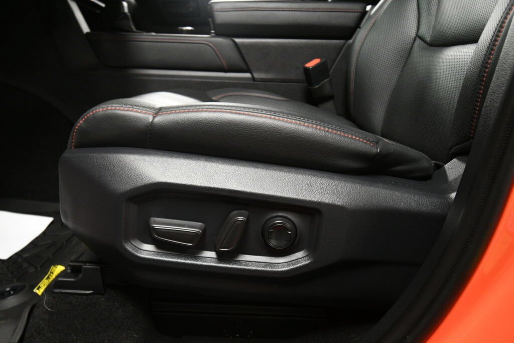 Certified 2022 Toyota Tundra TRD Pro AWD/4WD image 11