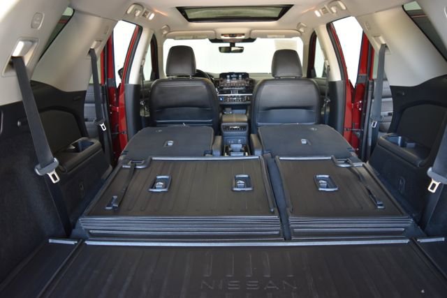 Used 2023 Nissan Pathfinder Platinum w/ Lighting Package (N93) image 15
