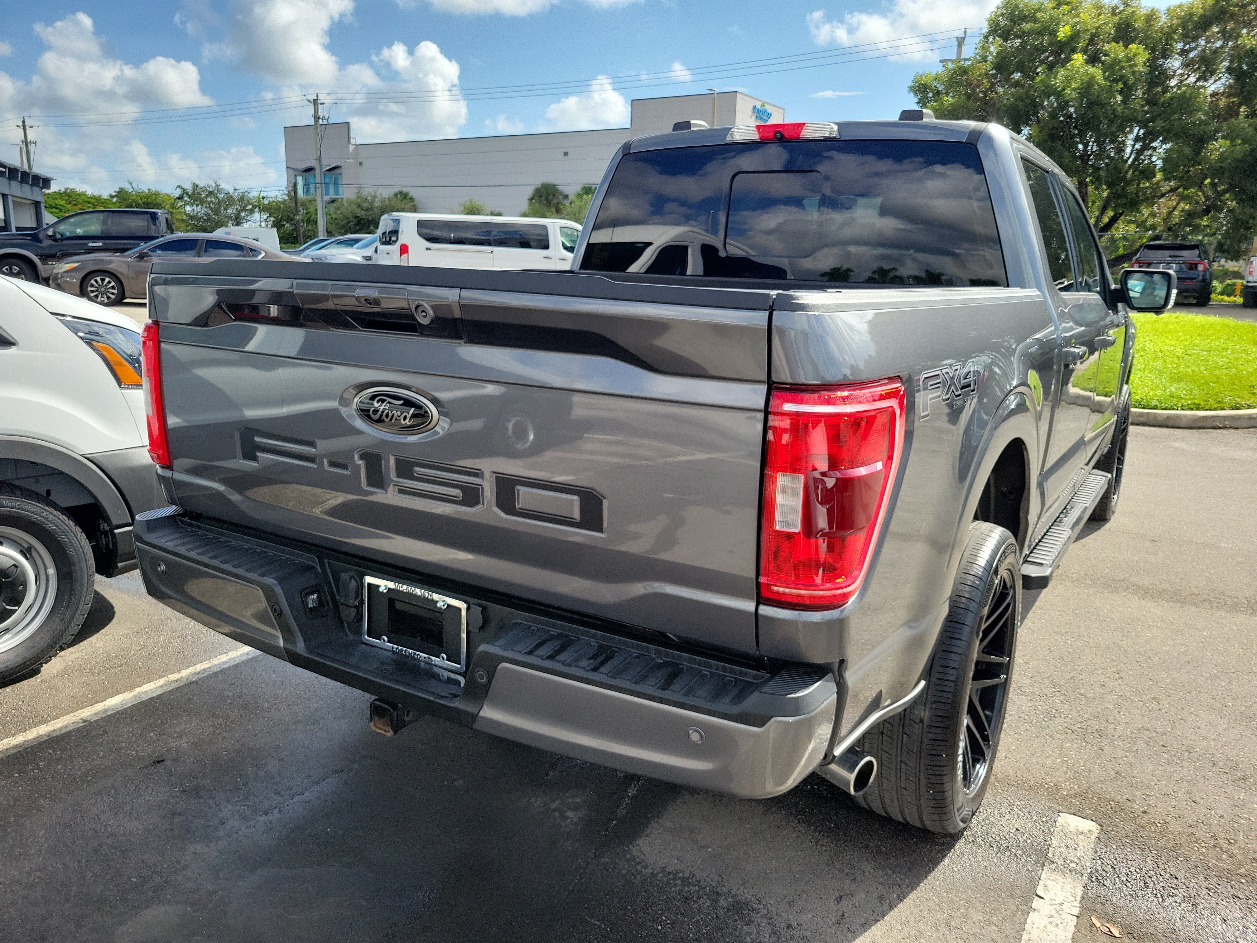 Used 2022 Ford F150 XLT w/ Equipment Group 302A High AWD/4WD image 5