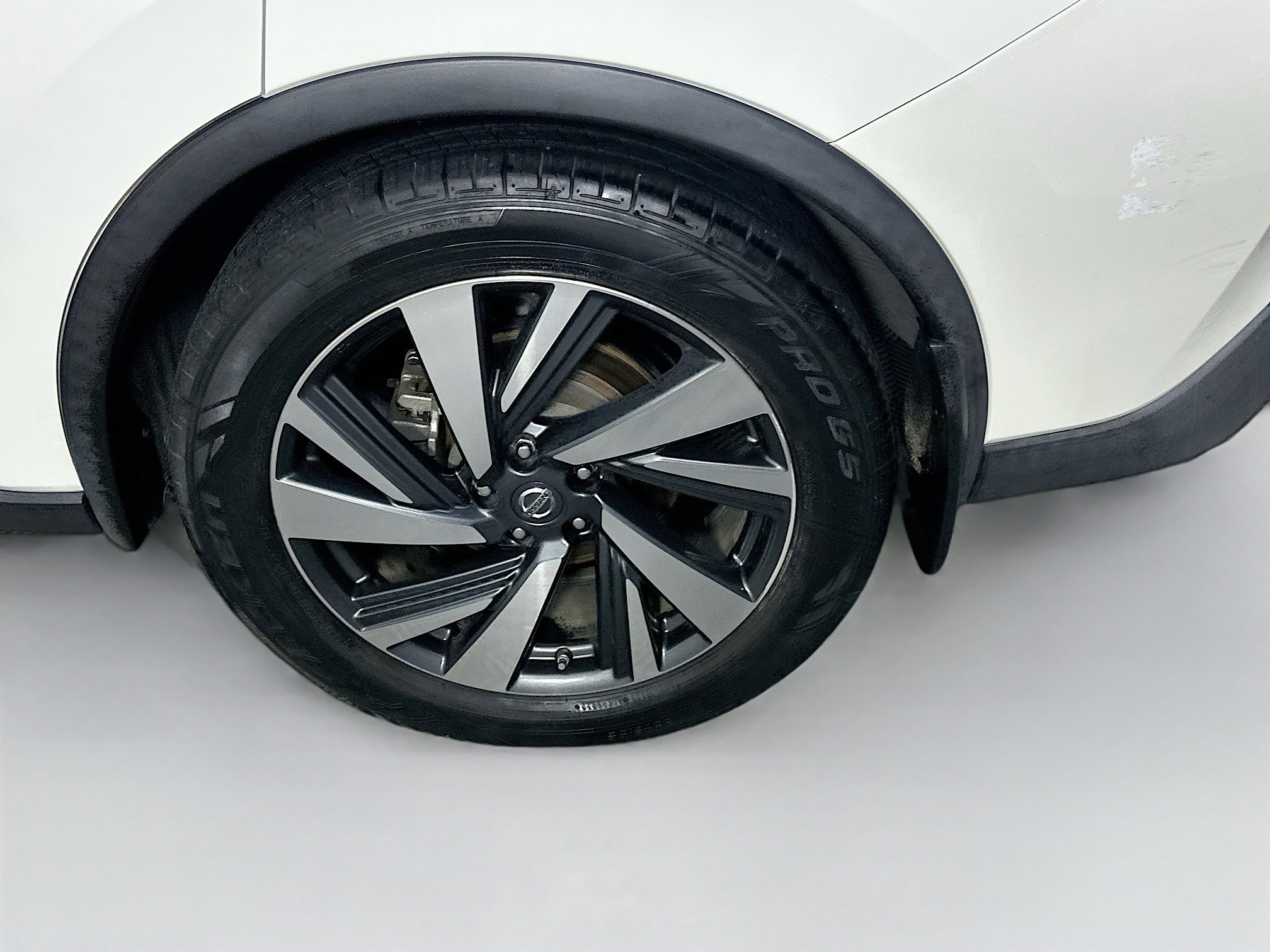 Used 2016 Nissan Murano Platinum w/ Platinum Technology Package FWD image 11
