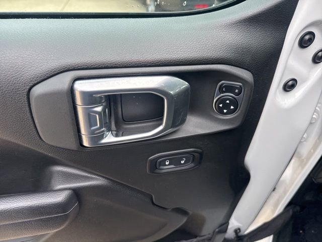 Used 2024 Jeep Gladiator Willys image 11