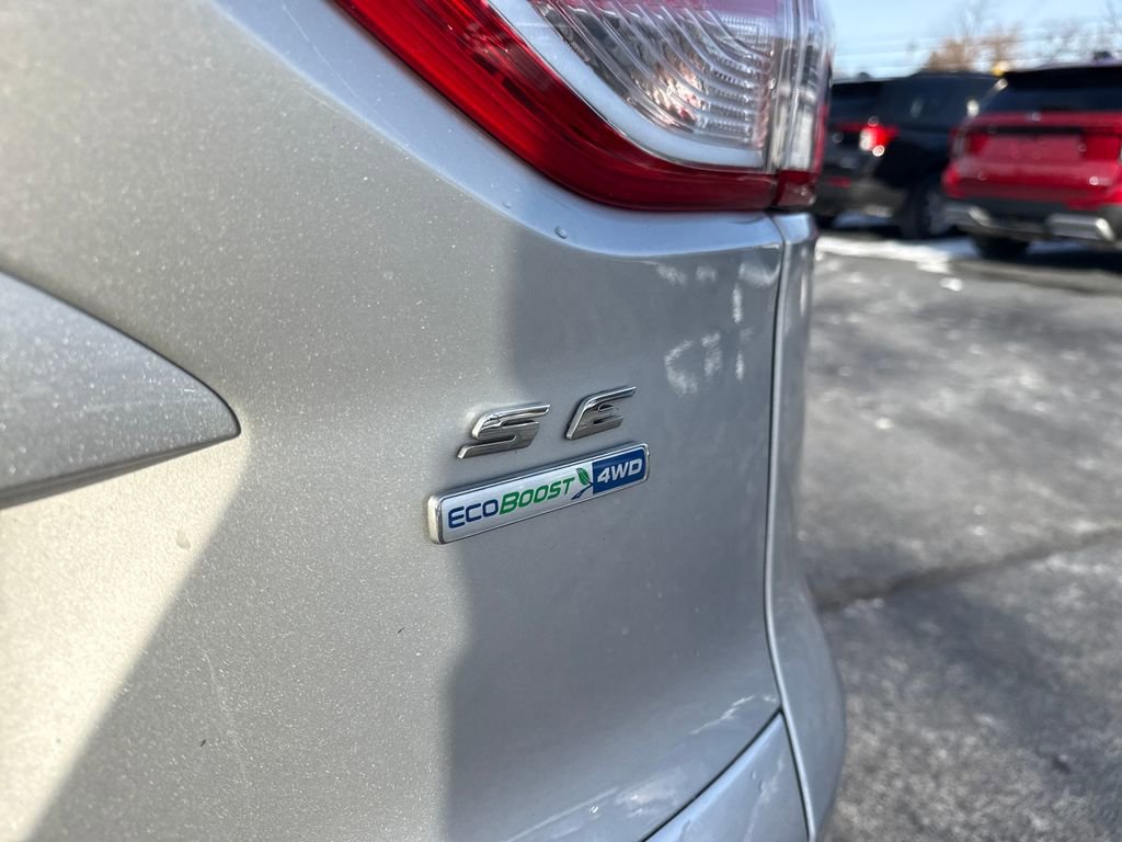 Used 2014 Ford Escape SE image 11