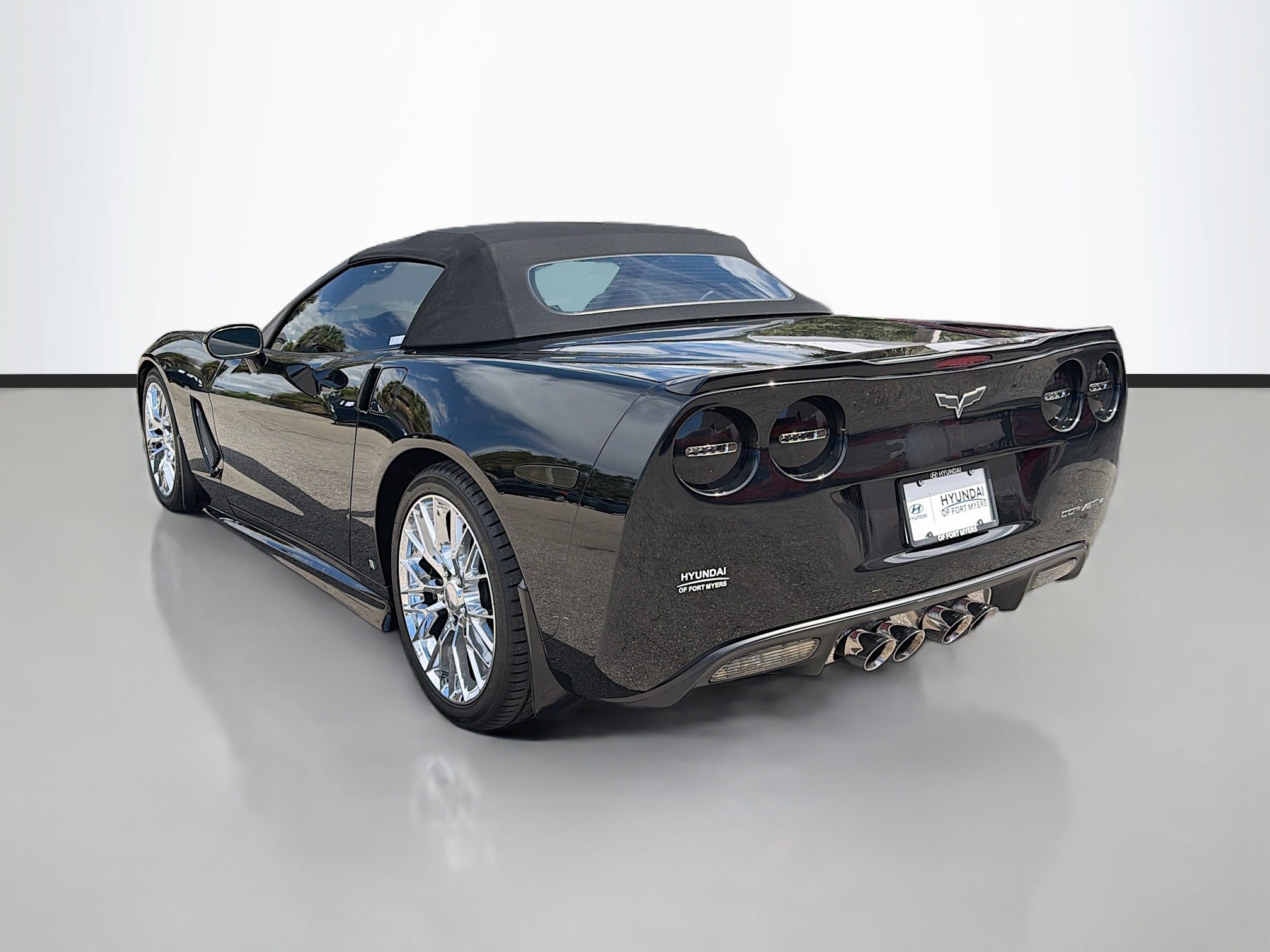 Used 2008 Chevrolet Corvette Convertible w/ Preferred Equipment Group image 5