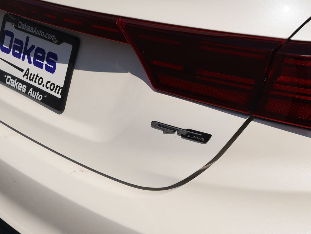 Certified 2024 Kia Forte GT-Line FWD image 8