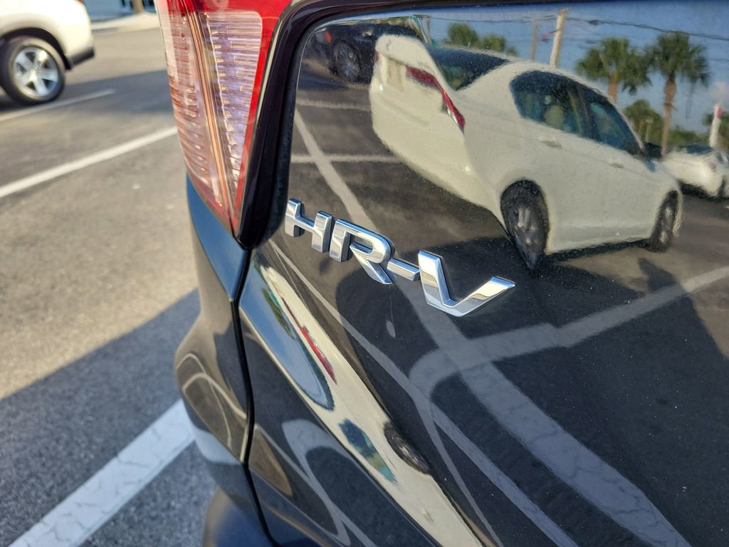 Used 2017 Honda HR-V EX image 14