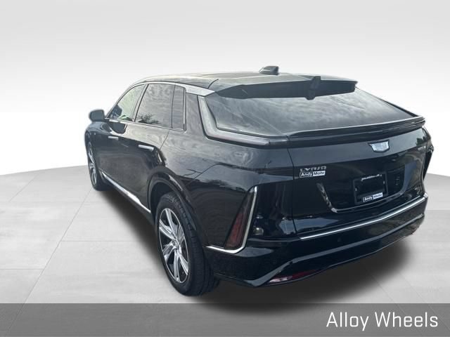 Used 2024 Cadillac Lyriq Tech w/ LPO, Floor Liner Package AWD/4WD image 10