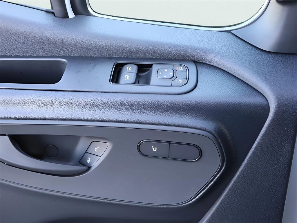 Used 2024 Mercedes-Benz Sprinter 3500 image 37