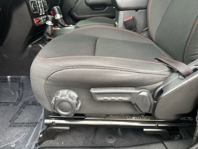 Used 2021 Jeep Wrangler Unlimited Rubicon w/ Steel Bumper Group image 28