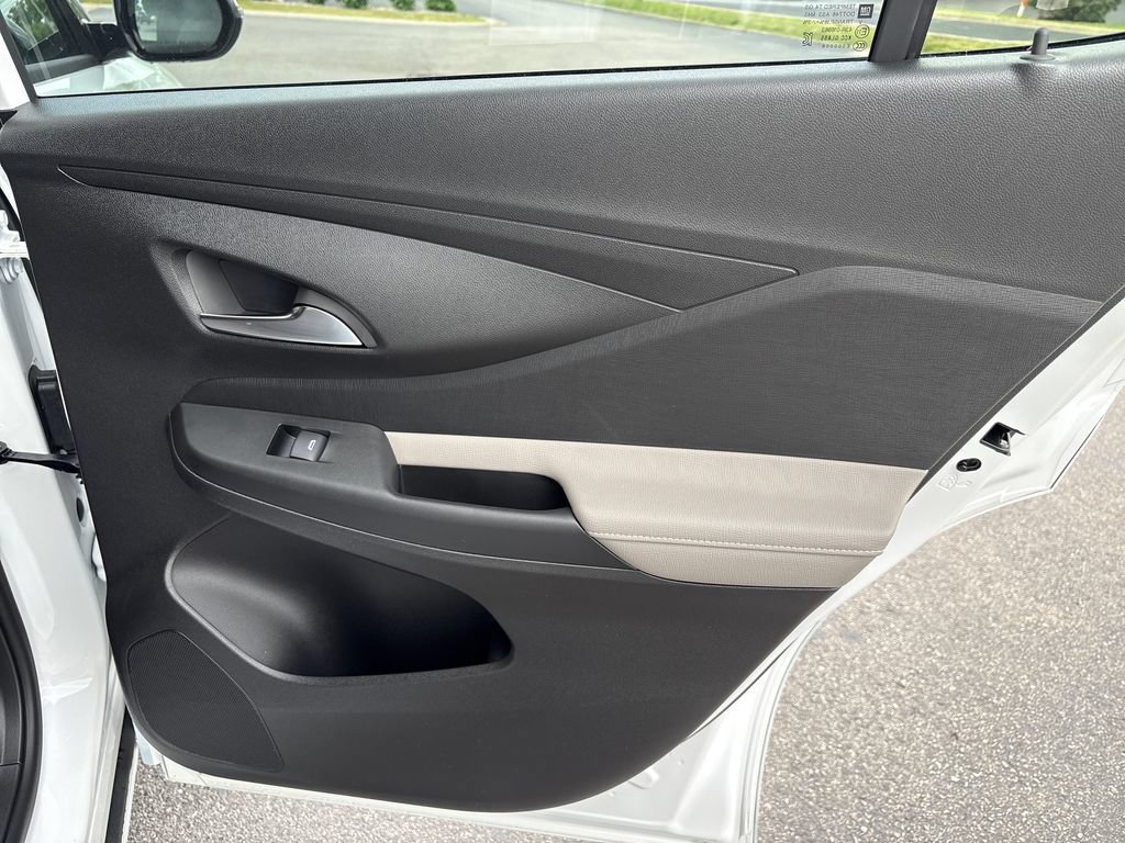 New 2026 Buick Envista Avenir FWD image 35