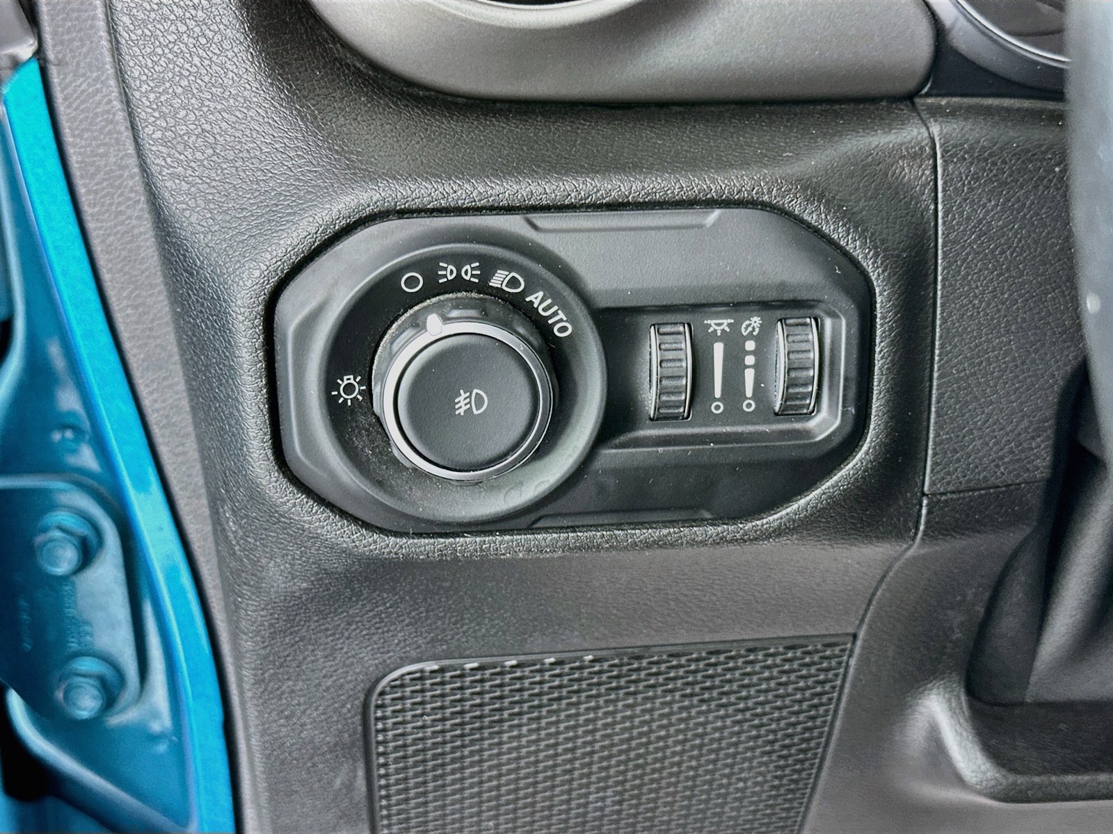 Used 2019 Jeep Wrangler Unlimited Sport S AWD/4WD image 12