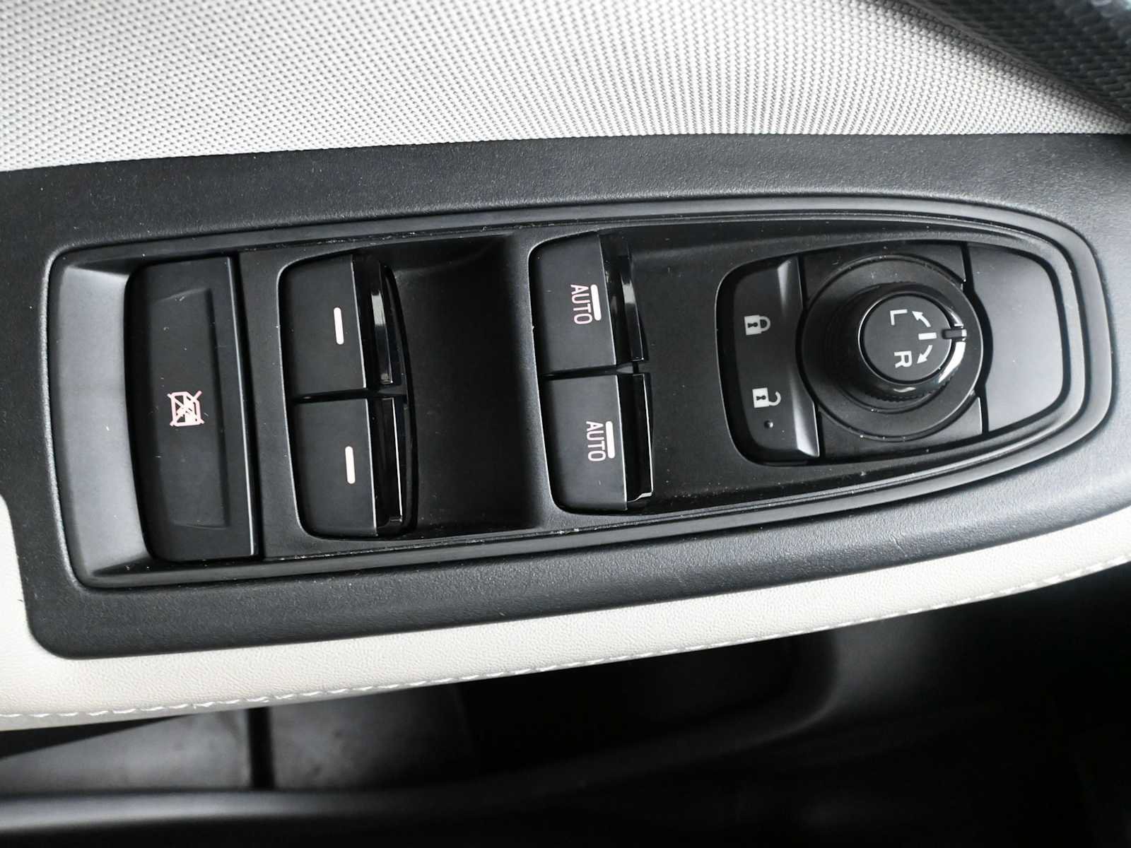 Used 2022 Subaru Forester Premium image 14