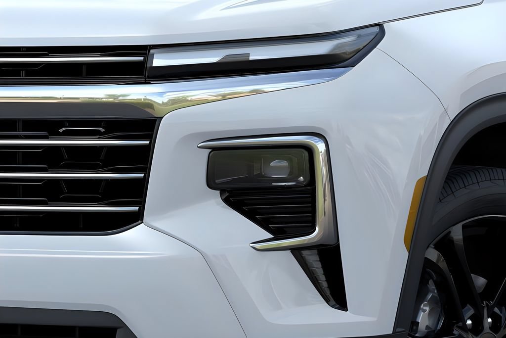 New 2027 Chevrolet Traverse LT FWD image 11
