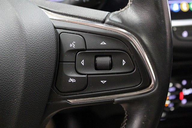 Used 2023 Buick Encore GX Essence w/ Experience Buick Package FWD image 25