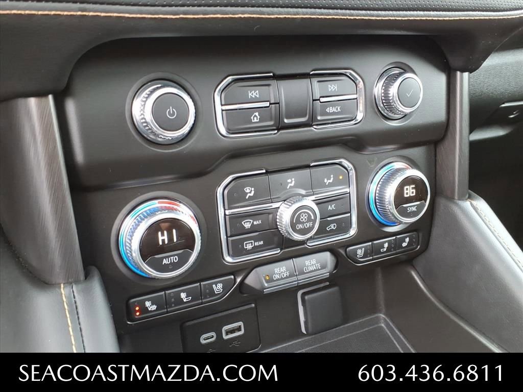 Used 2024 GMC Yukon AT4 w/ Technology Package image 19