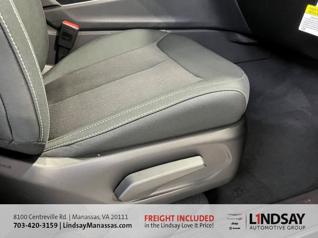 New 2025 Jeep Grand Cherokee Laredo X w/ Luxury Tech Group I image 11