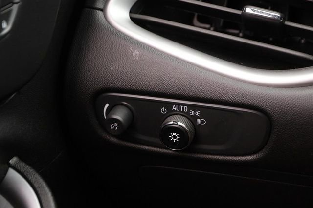 Used 2024 Chevrolet Malibu LT FWD image 18