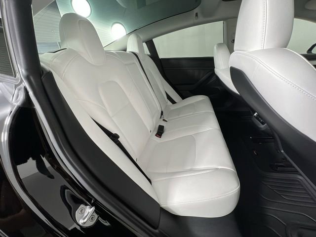 Used 2023 Tesla Model 3 Standard Range image 27