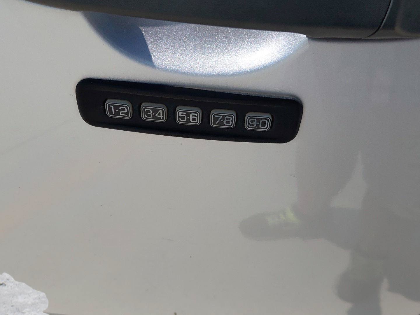 Used 2010 Ford Escape XLT FWD image 34