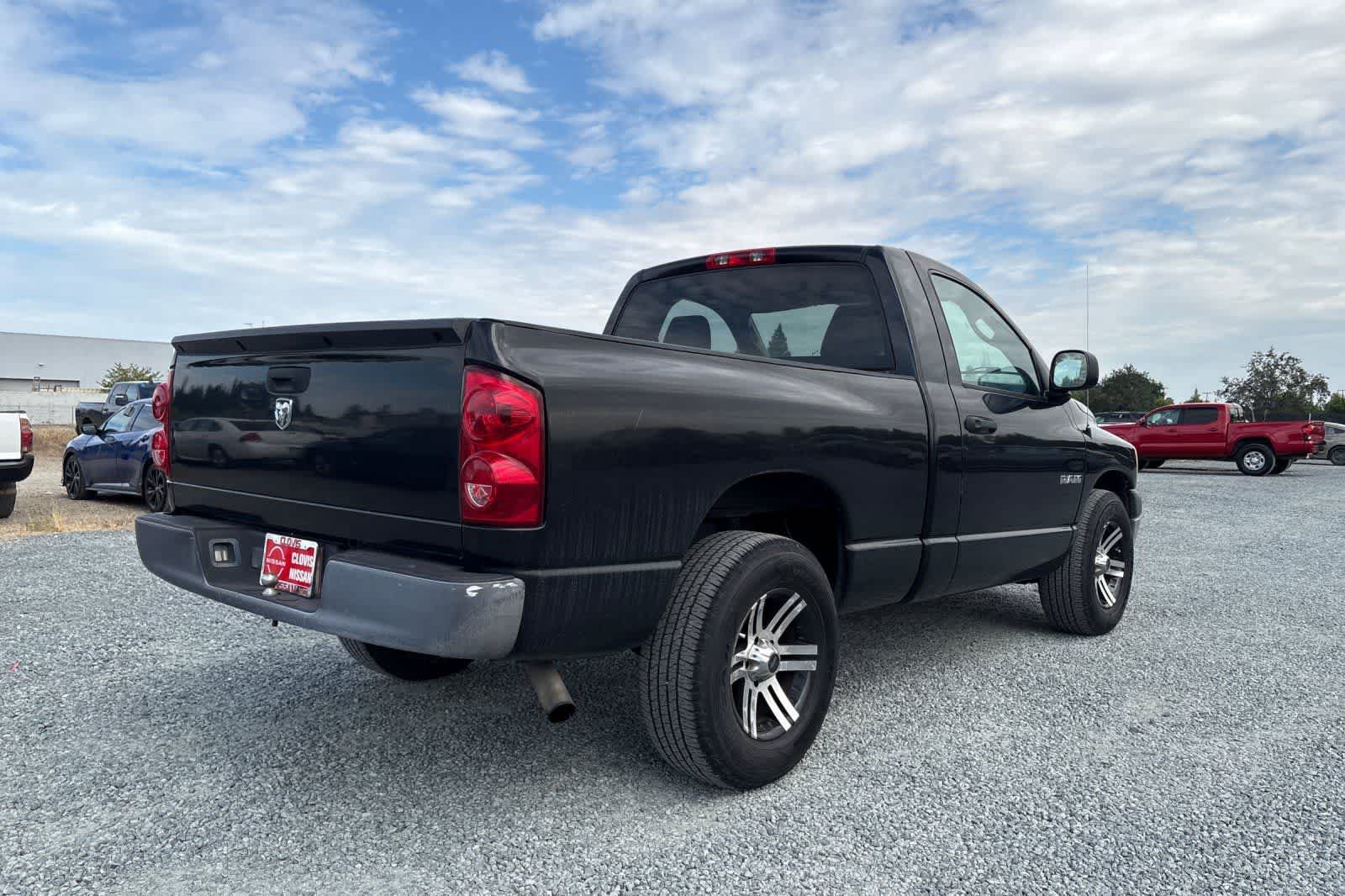 Used 2008 Dodge Ram 1500 Truck ST w/ Popular Equipment Group RWD image 3
