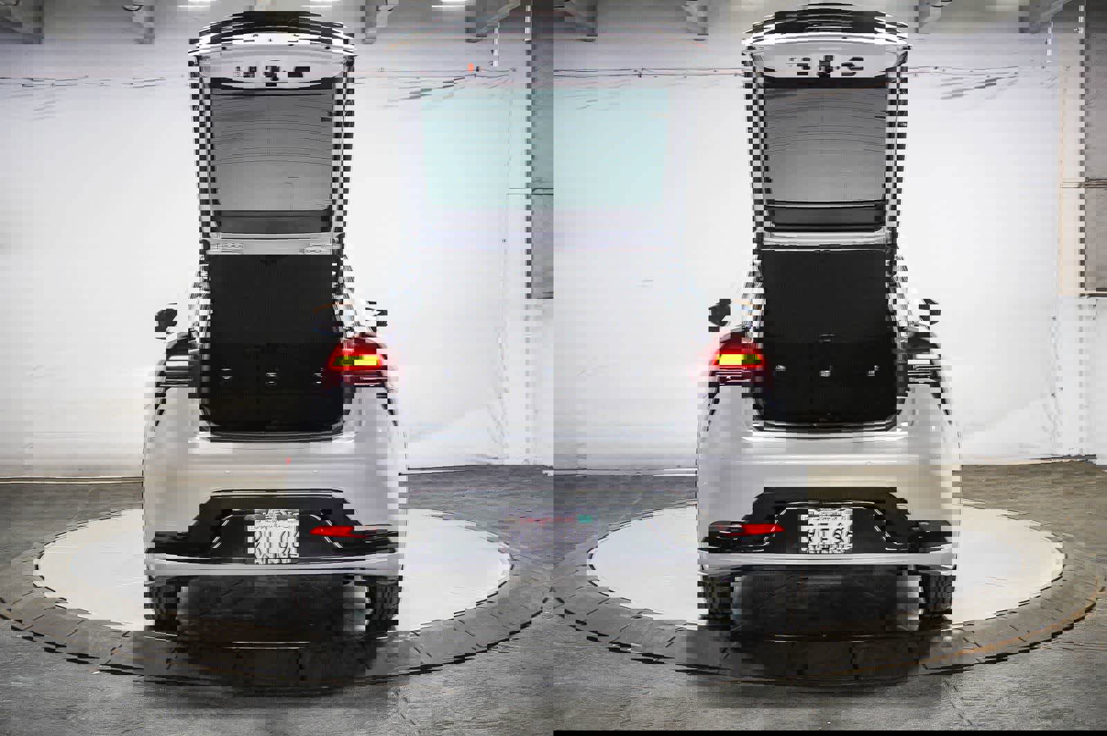 Used 2024 Toyota Prius Prime Premium w/ Advanced Technology Package image 27