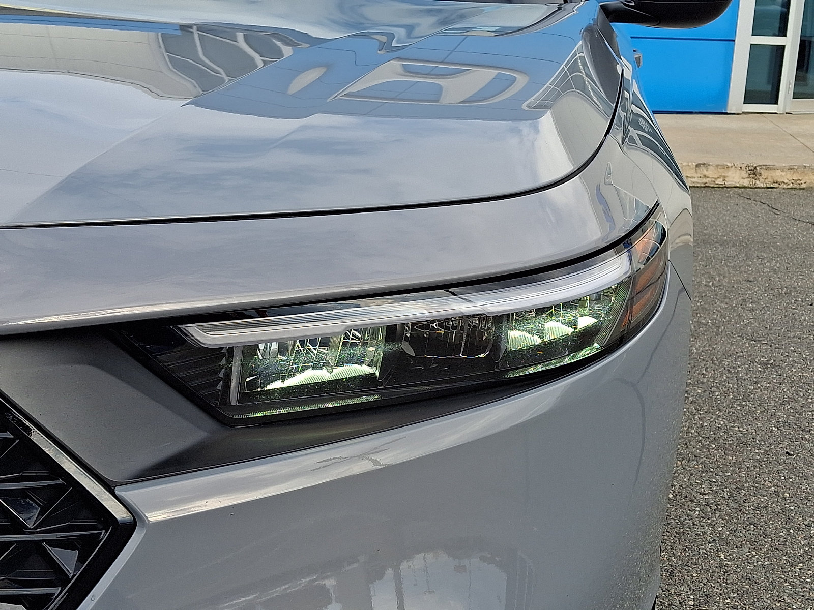 Used 2025 Honda Accord Sport image 9