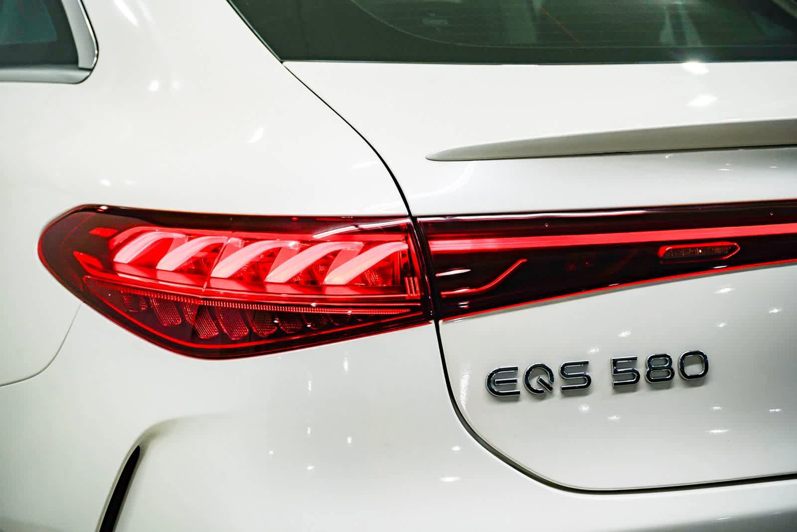 Certified 2023 Mercedes-Benz EQS 580 4MATIC Sedan image 9