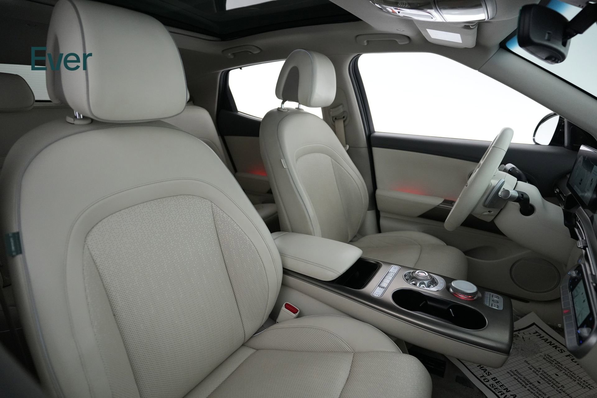 Used 2023 Genesis GV60 Advanced w/ Cargo Package image 23