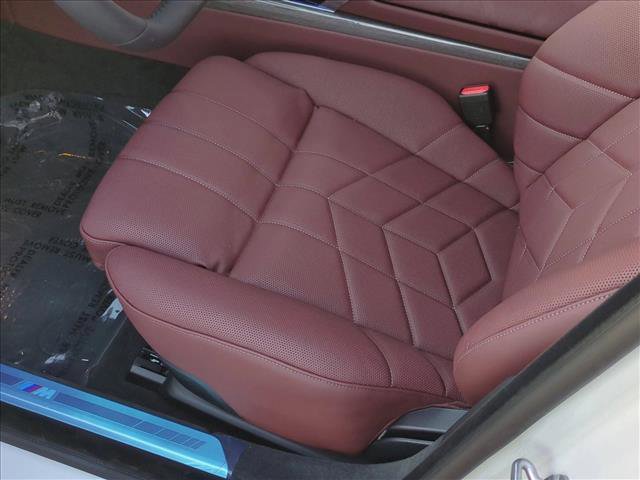 New 2026 BMW i7 eDrive50 w/ M Sport Package RWD image 4
