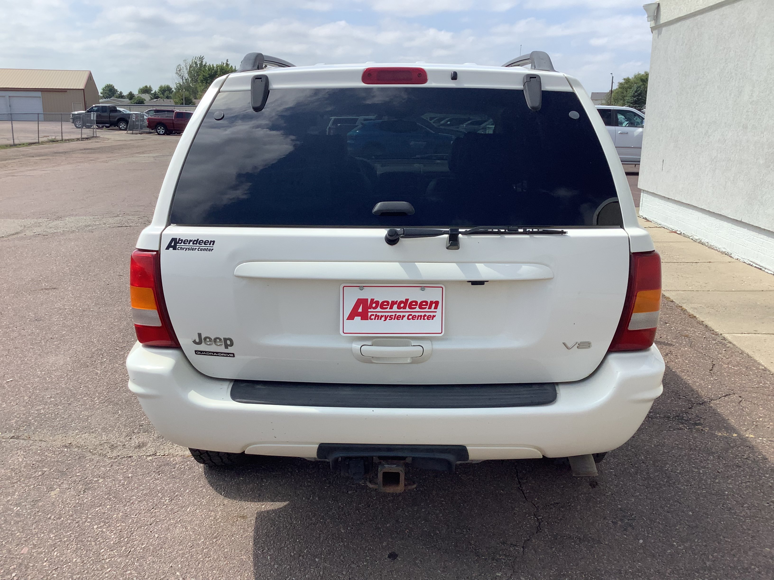 Used 2004 Jeep Grand Cherokee Limited w/ Trailer Tow Group IV AWD/4WD image 6