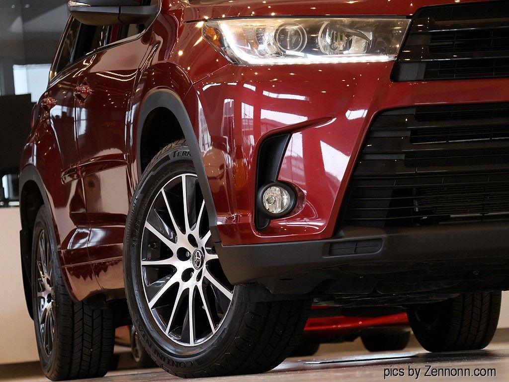 Used 2018 Toyota Highlander SE w/ Protection Package #3 AWD/4WD image 45