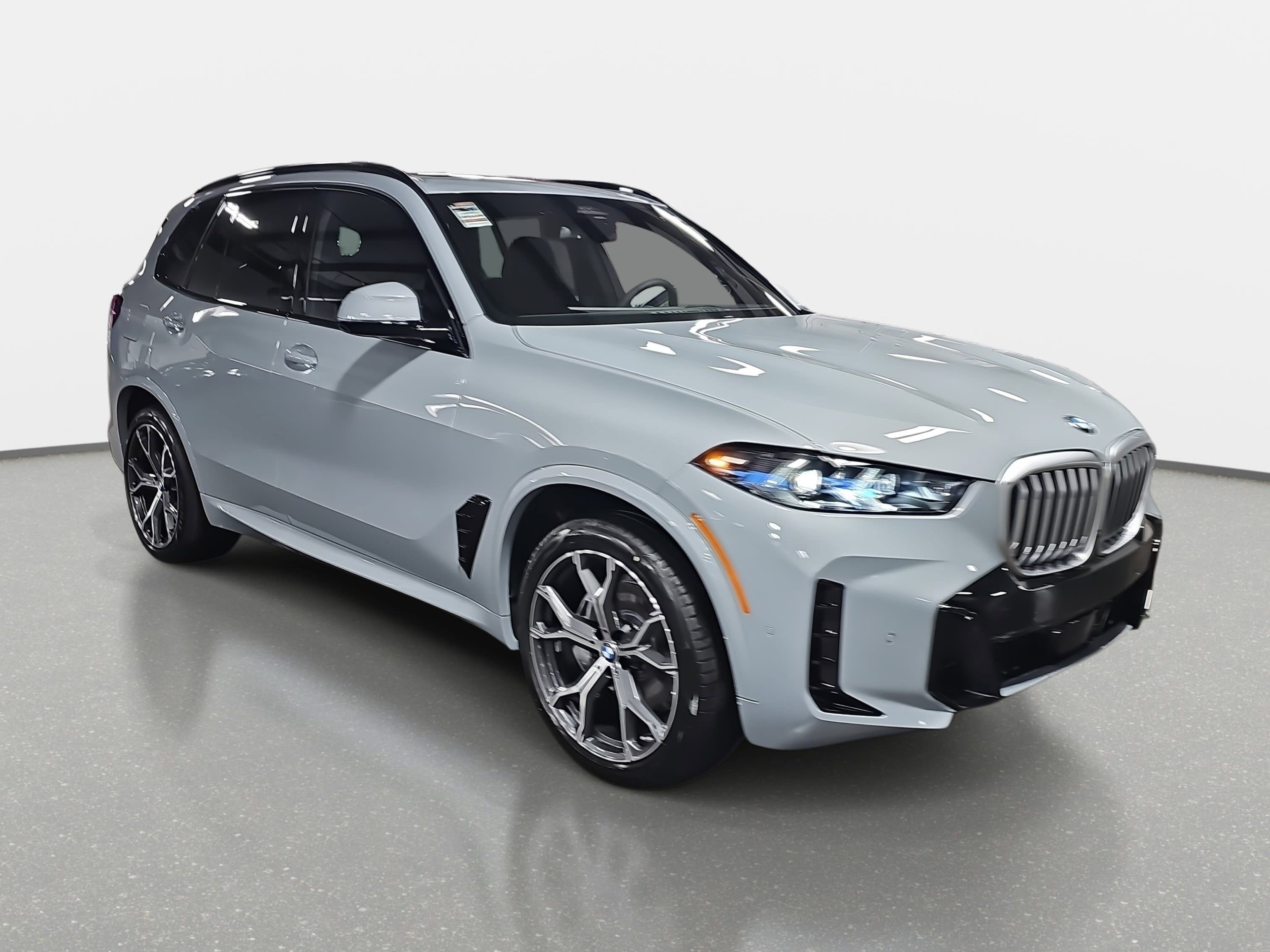 New 2026 BMW X5 xDrive40i w/ M Sport Package image 3
