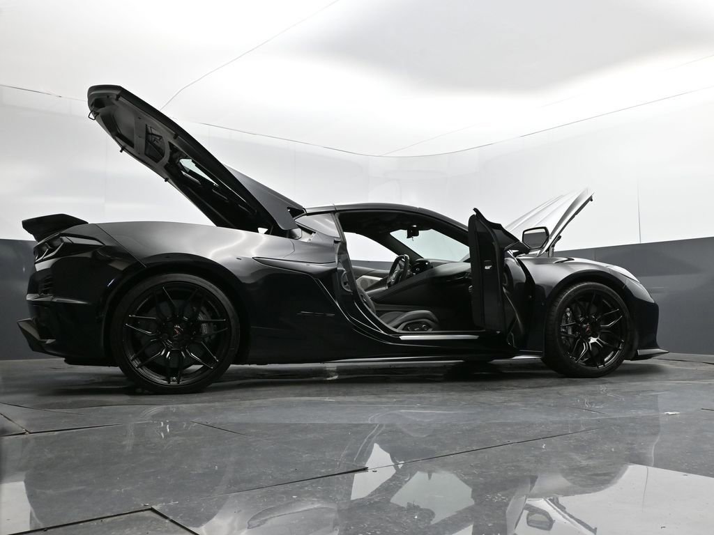 Used 2023 Chevrolet Corvette Z06 w/ Engine Appearance Package RWD image 34